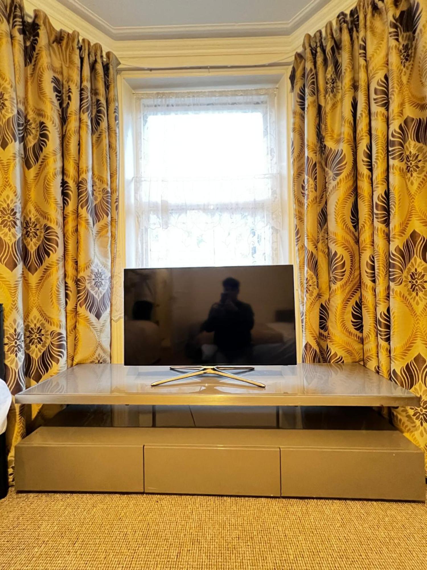 Family 2 Bedroom Flat In Fulham Londra